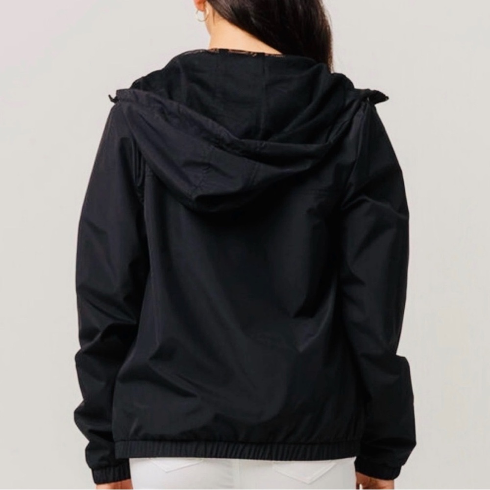Vans Black Off the Wall Hooded Windbreaker - Picture 3 of 11
